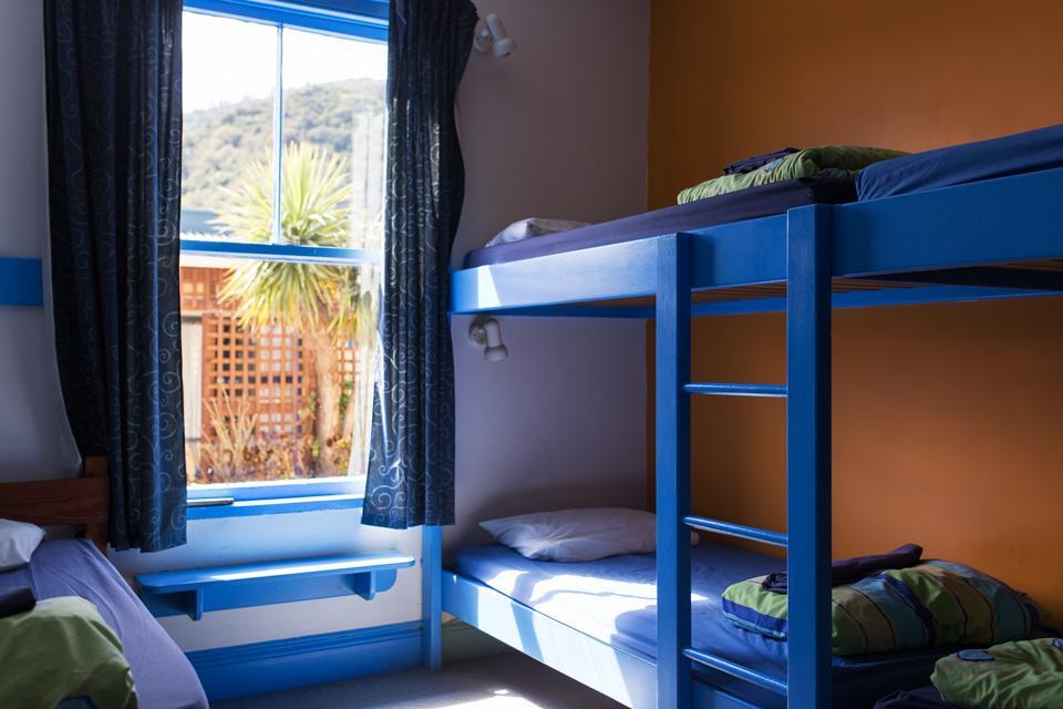Sequoia Lodge Backpackers Picton Bagian luar foto